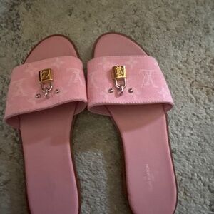 Louis Vuitton slide